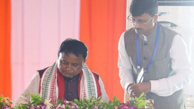 Photo of Odisha CM Mohan Majhi: मोहन माझी ने ली ओडिशा के मुख्यमंत्री पद की शपथ, पीएम मोदी-अमित शाह समेत मौजूद थे ये नेता