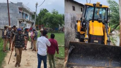 Photo of Ayodhya News: नाबालिग बच्ची से दुष्कर्म के आरोपी की बेकरी पर चला बुलडोजर