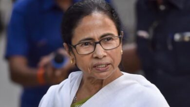 Photo of ईडी की छापेमारी राजनीतिक बदले की भावना से प्रेरित और असंवैधानिक…प्रतीक जैन के घर छापेमारी पर बोलीं ममता बनर्जी
