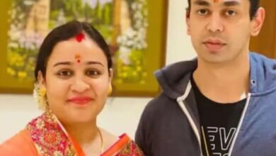 Photo of प्रतीक यादव देंगे अर्पणा यादव को तलाक, लिखा-मैंने अपनी जिंदगी में इतना झूठी औरत नहीं देखा