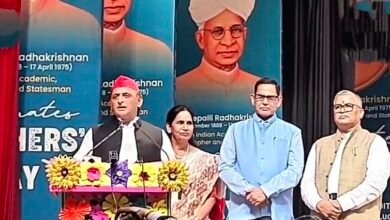 Photo of शिक्षक ही भविष्य के निर्माता, सत्ता में आए तो बंद स्कूल खोलेंगे: अखिलेश यादव
