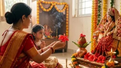 Photo of शारदीय नवरात्र 2026: मां दुर्गा को क्यों सबसे प्रिय है लाल गुड़हल?