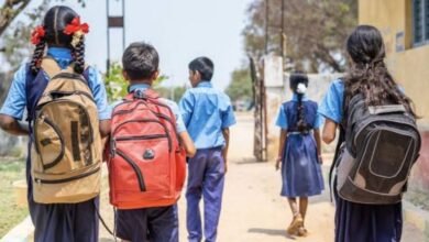 Photo of पहाड़ों में बढ़ी ठंड तो बदली स्कूल की टाइमिंग