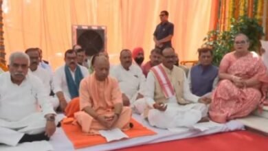 Photo of सीएम योगी ने बापू को दी श्रद्धांजलि और भजन सुने, बोले- उनके विचार आज भी हमारा मार्ग दर्शन करते हैं