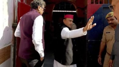 Photo of आजम खान से मिलने पहुंचे सपा प्रमुख, परिवार से भी करेंगे मुलाकात