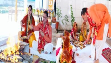 Photo of CM Dhami ने शारदीय नवरात्रि की महानवमी पर किया हवन एवं कन्या पूजन