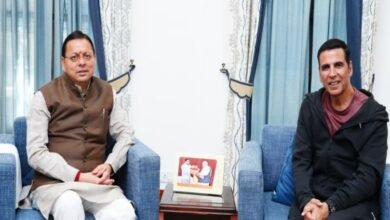 Photo of सीएम धामी से मिले अक्षय कुमार, उत्तराखण्ड की फिल्म नीति पर चर्चा