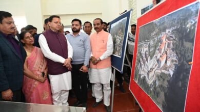 Photo of सीमांत क्षेत्रों तक आधुनिक स्वास्थ्य सेवाएं पहुंचाना सरकार की प्राथमिकता: CM धामी