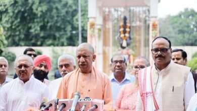 Photo of गांवों को वोट बैंक समझने वालों की राजनीति से गांव पीछे रह गए- सीएम योगी