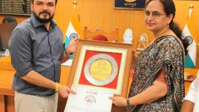 Photo of आयुष्मान कार्ड बनाने में रामपुर प्रदेश में प्रथम, एक साल में बने 1.79 लाख कार्ड